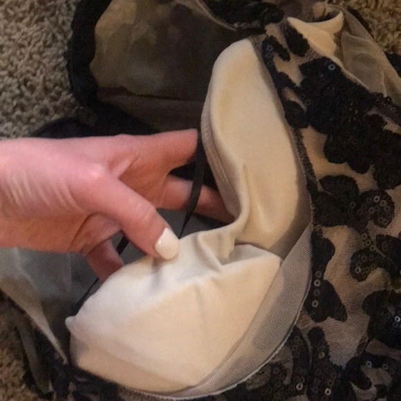 NWT floral sequin gown - Picture 6 of 7